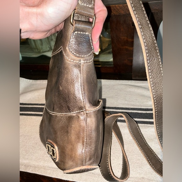 Bed Stu Leather Coronado Crossbody Bag Grey Taupe Rustic Retail $225 - Picture 6 of 12